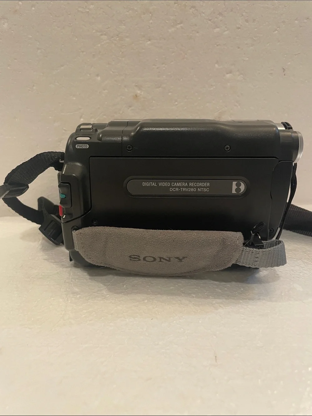 Sony Handycam DCR-TRV280 NTSC steady shot bundle Camcorder Box Manuals mint